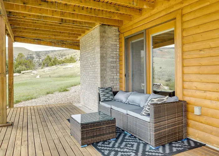 Walk To Sinks Canyon State Park: Spacious Home! Holiday home Lander