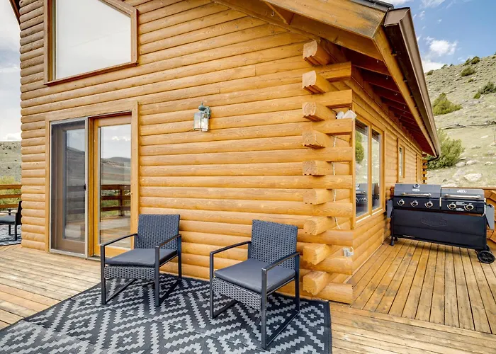Walk To Sinks Canyon State Park: Spacious Home! Holiday home