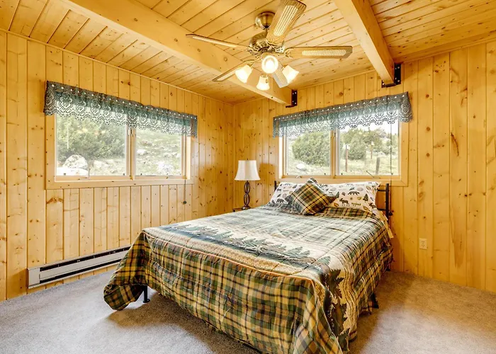 Holiday home Walk To Sinks Canyon State Park: Spacious Home! Lander
