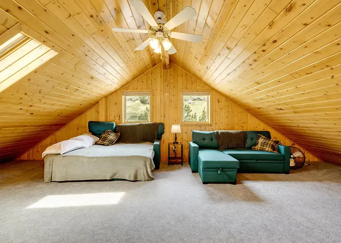 Holiday home Walk To Sinks Canyon State Park: Spacious Home!